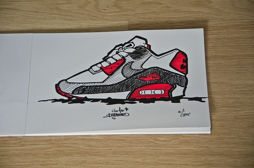 Nike Air Max Drawing At Paintingvalley Explore Collection Of