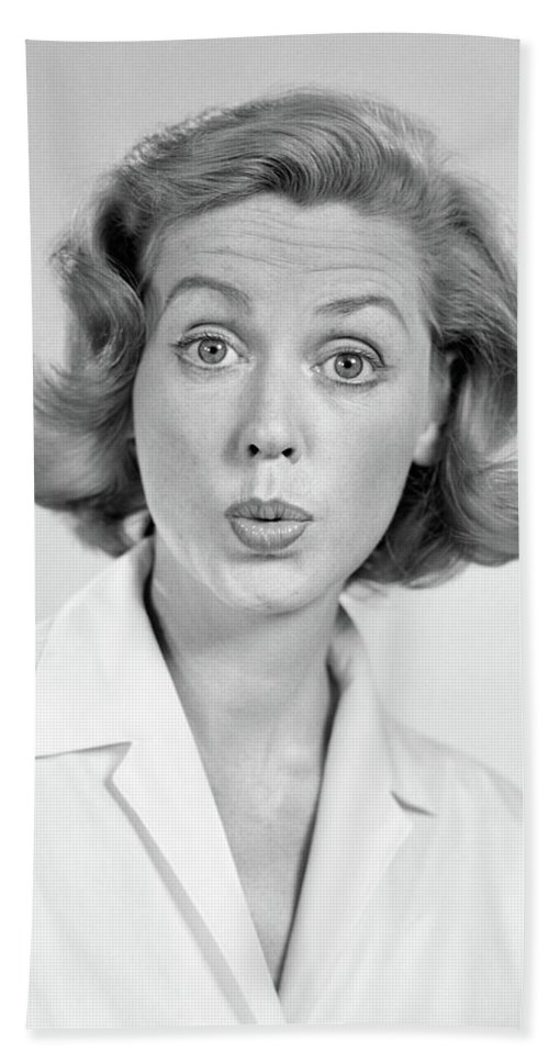 500x967 portrait woman with shocked beach sheet for sale - 1950s Woman Drawing