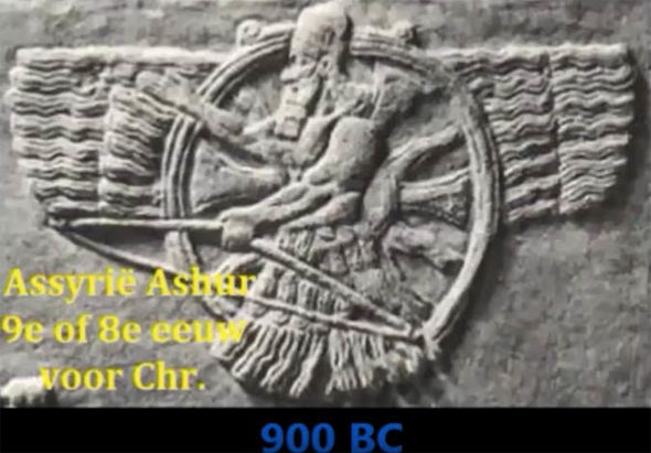 590x411 ancient aliens on earth do these prehistoric drawings prove ufo - Ancient Drawings