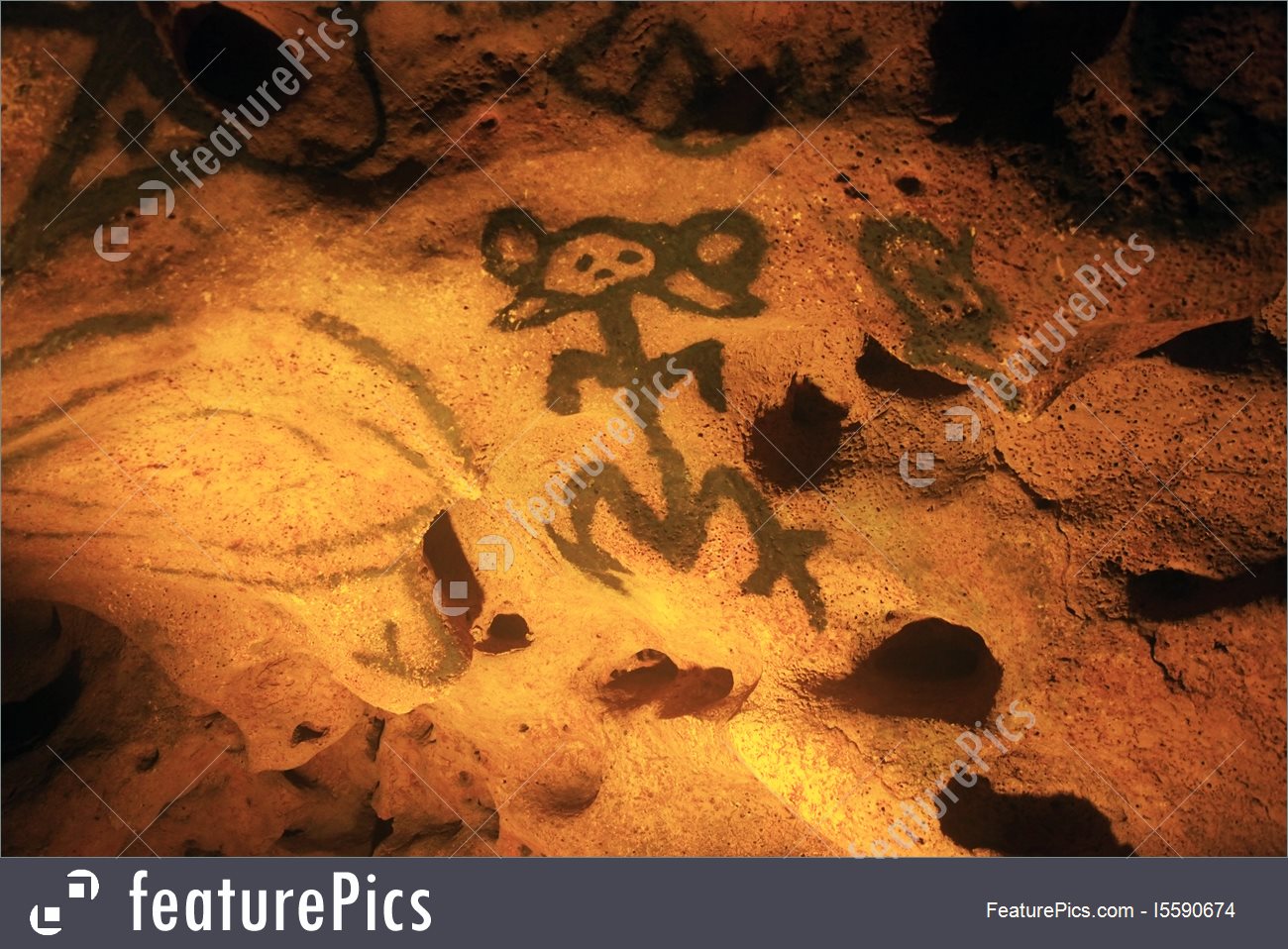 1300x958 cave with ancient drawings photo - Ancient Drawings