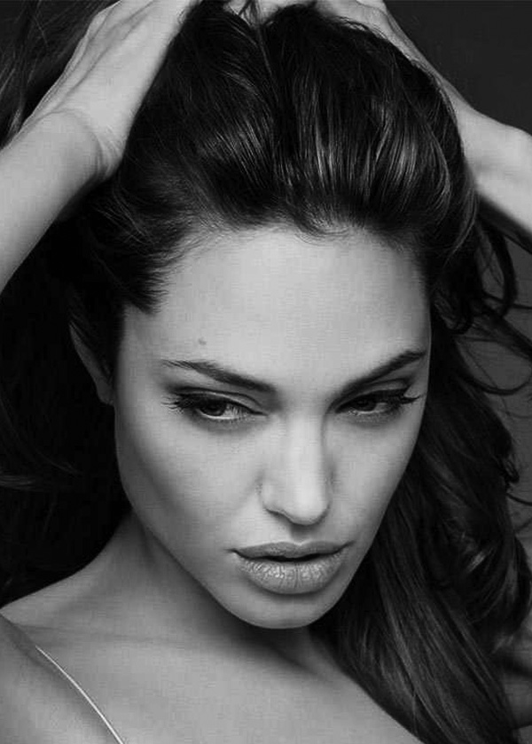 600x839 How To Draw Angelina Jolie Draw Famous Faces - Angelina Jolie Drawing