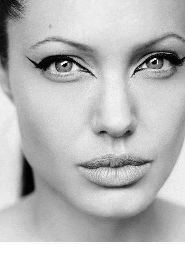 600x834 How To Sketch Angelina Jolie Quick Easy Draw Famous Faces - Angelina Jolie Drawing