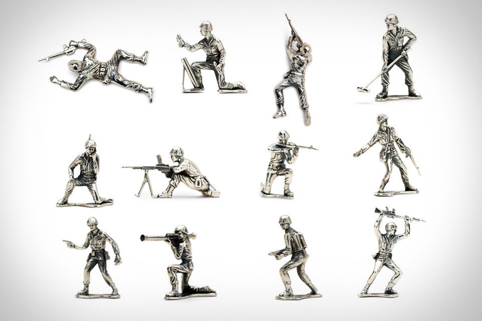 960x640 Silver Army Men Uncrate - Army Man Drawing
