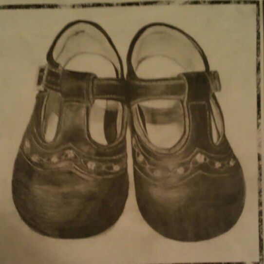 542x542 Pencil Drawing Of My Baby Shoes Contour Hand Or Shoe Watercolor - Baby Shoes Drawing