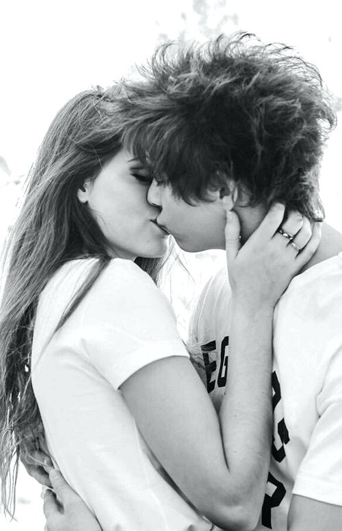 500x775 Girl Kiss Boy Kissing Boys And Girls Anime Drawing Matiasgimenez - Boy Kissing Girl Drawing