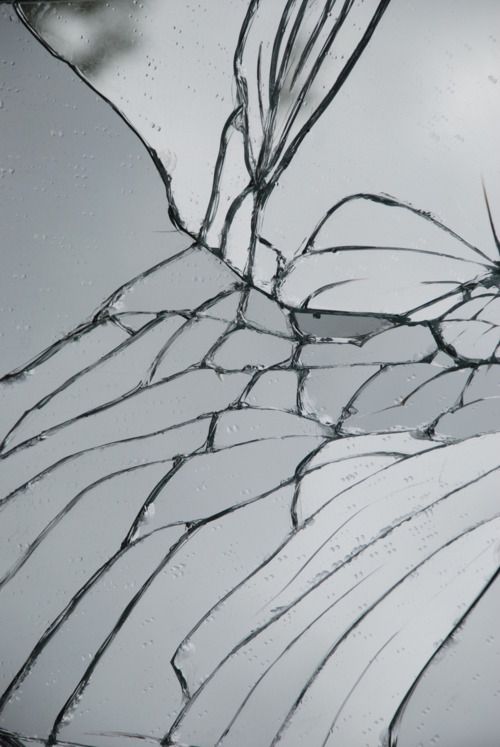 500x747 Broken Mirror No Need To Worry About Years Bad Luckcall - Broken Mirror Drawing