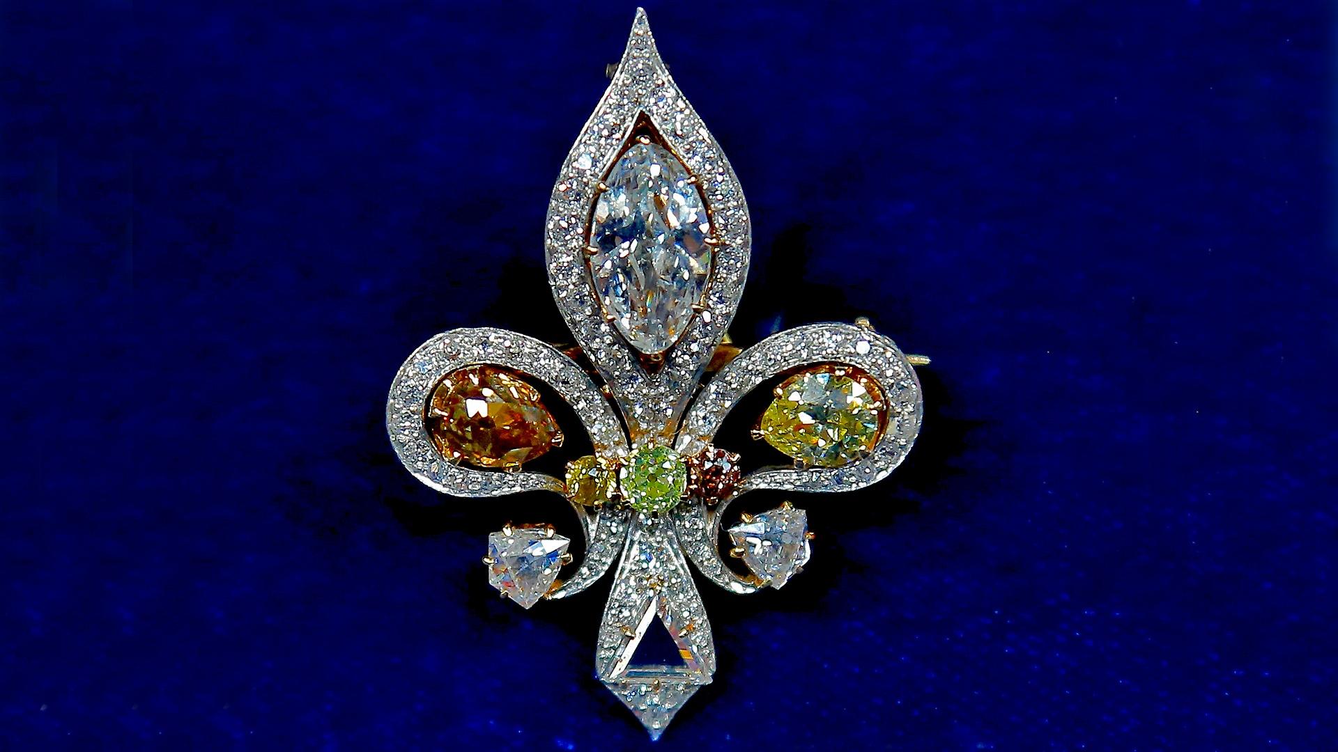 1920x1080 antiques roadshow - Brooch Drawing