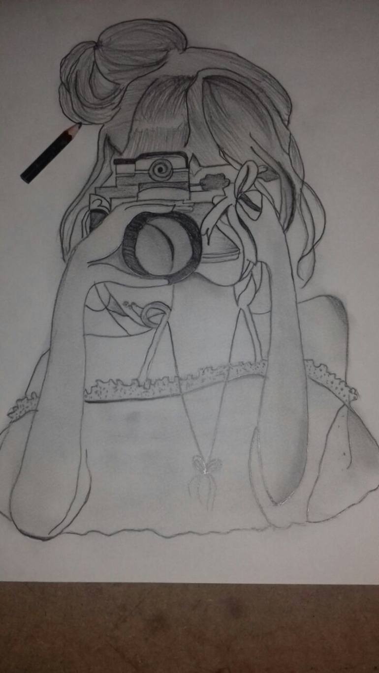 770x1369 Camera Girl Drawing - Camera Pencil Drawing