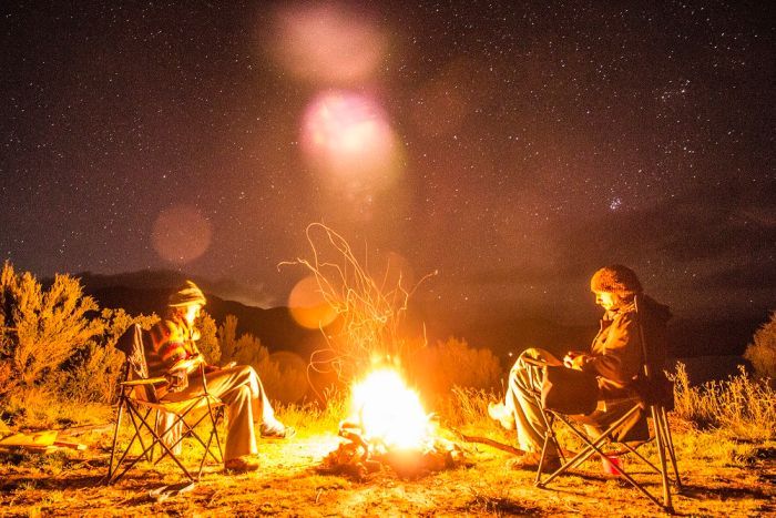 700x467 why are humans still drawn to fire after thousands of years - Campfire Drawing