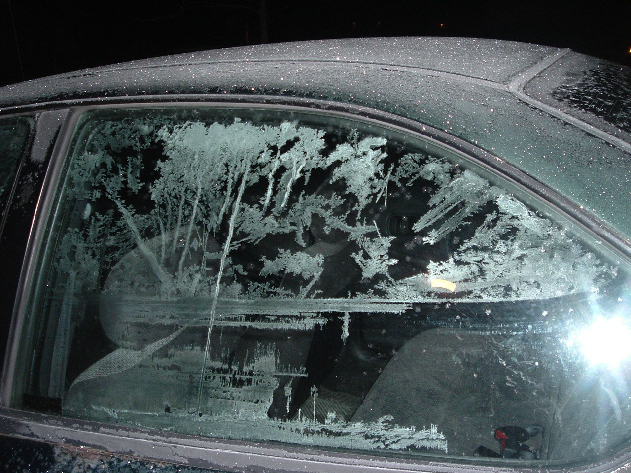 1280x960 Weird! Nature Drawing On My Car Window ! - Car Window Drawing