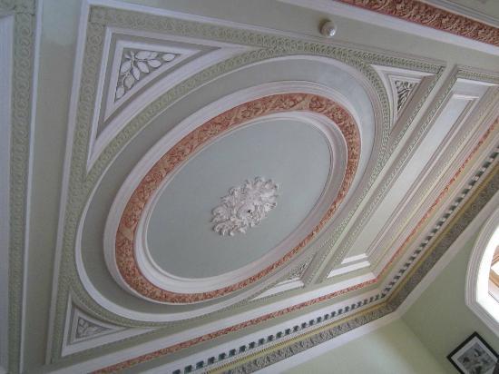 550x412 ceiling - Ceiling Drawing