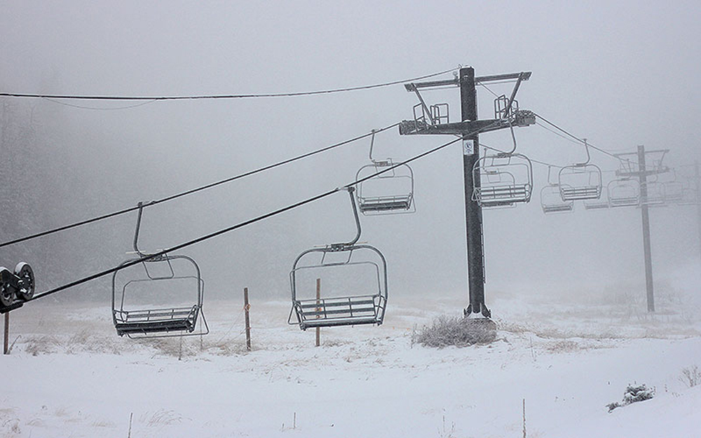 1000x625 flagstaff's snowbowl fires up first new ski lift in years - Chairlift Drawing