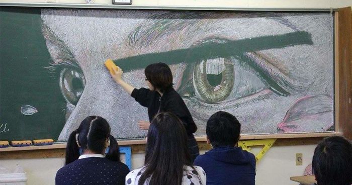 700x368 students create amazing chalk drawings on classroom blackboard - Chalk Drawings