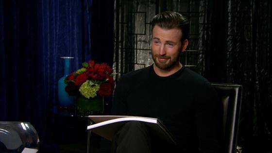 560x315 Chris Evans Tries To Draw A Picture Of Captain America See How He - Chris Evans Drawing