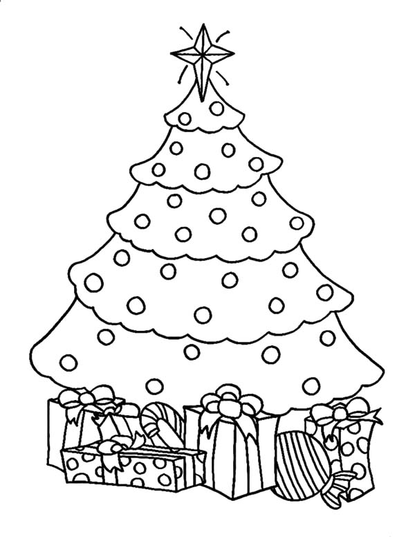 600x776 Black And White Christmas Tree Outline Free - Christmas Tree Drawing Outline