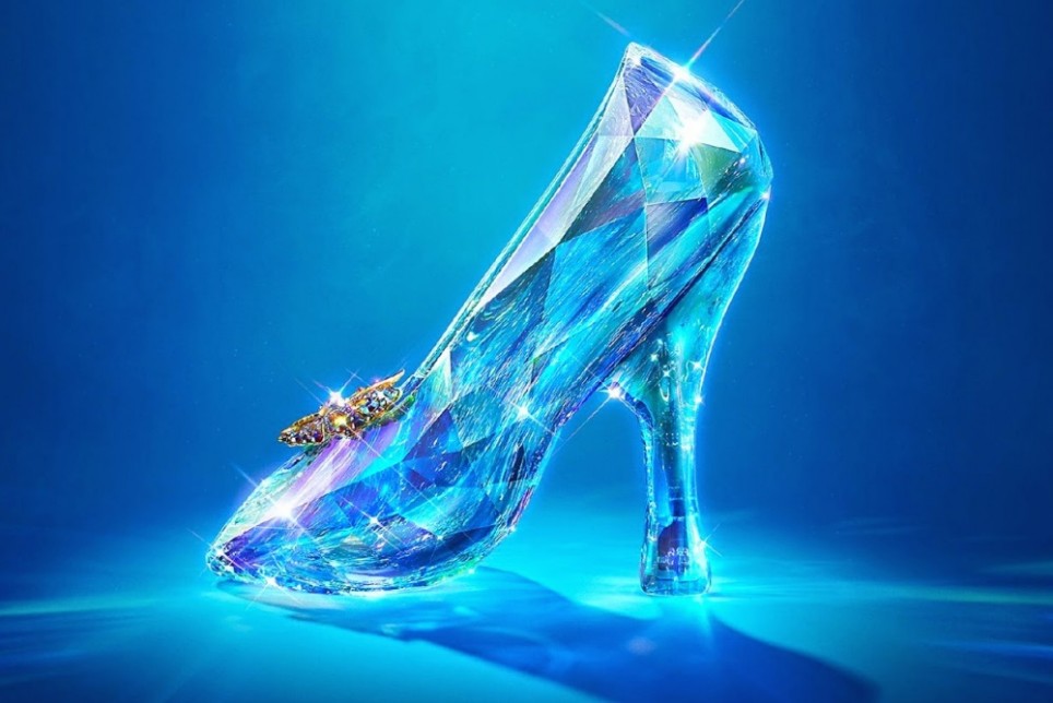 964x644 shoes matter a different cinderella story roll the boulder - Cinderella Glass Slipper Drawing