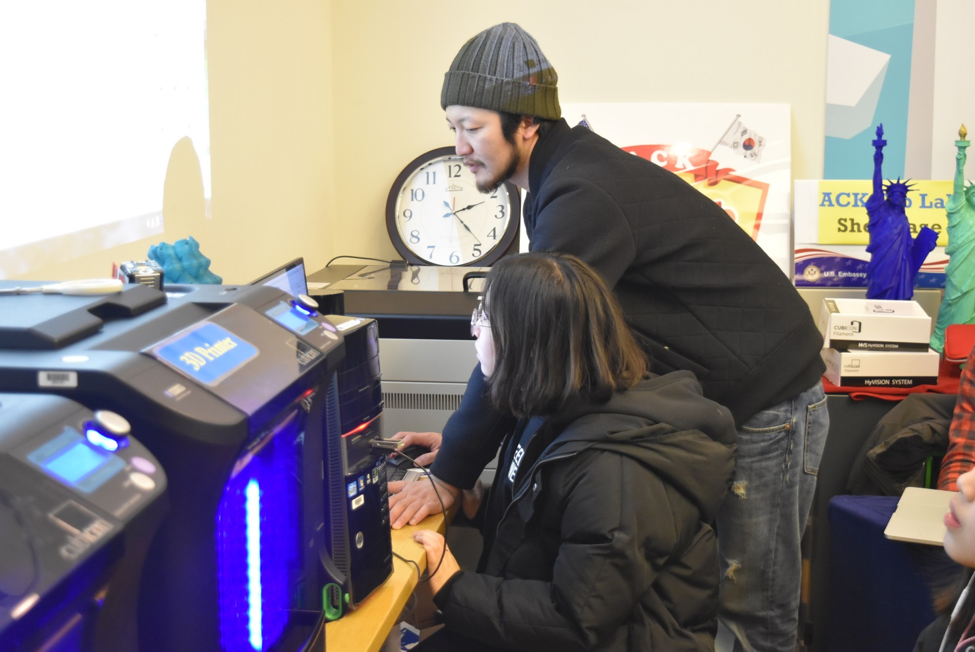 975x652 ipad digital drawing laser cutting session u s embassy - Consulate Drawing