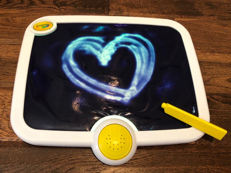 934x700 Crayola - Crayola Drawing Pad