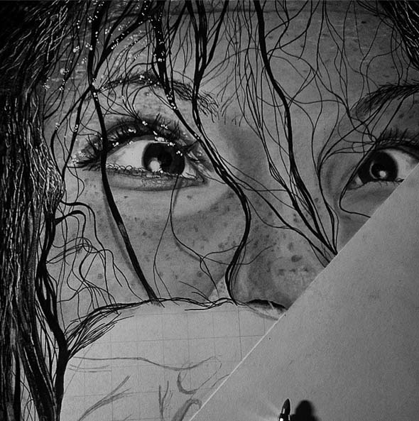 590x593 Hyper Realistic Portraits In Shower Young Drawings - Creepy Girl Drawing