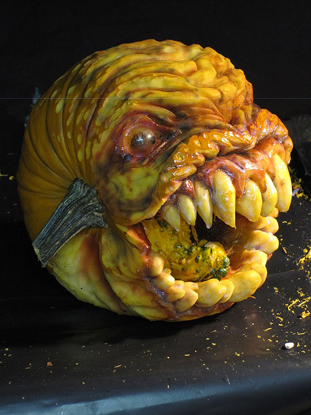 605x807 This Guy Makes The Scariest Pumpkin Carvings Ever Bored Panda - Creepy Pumpkin Drawing