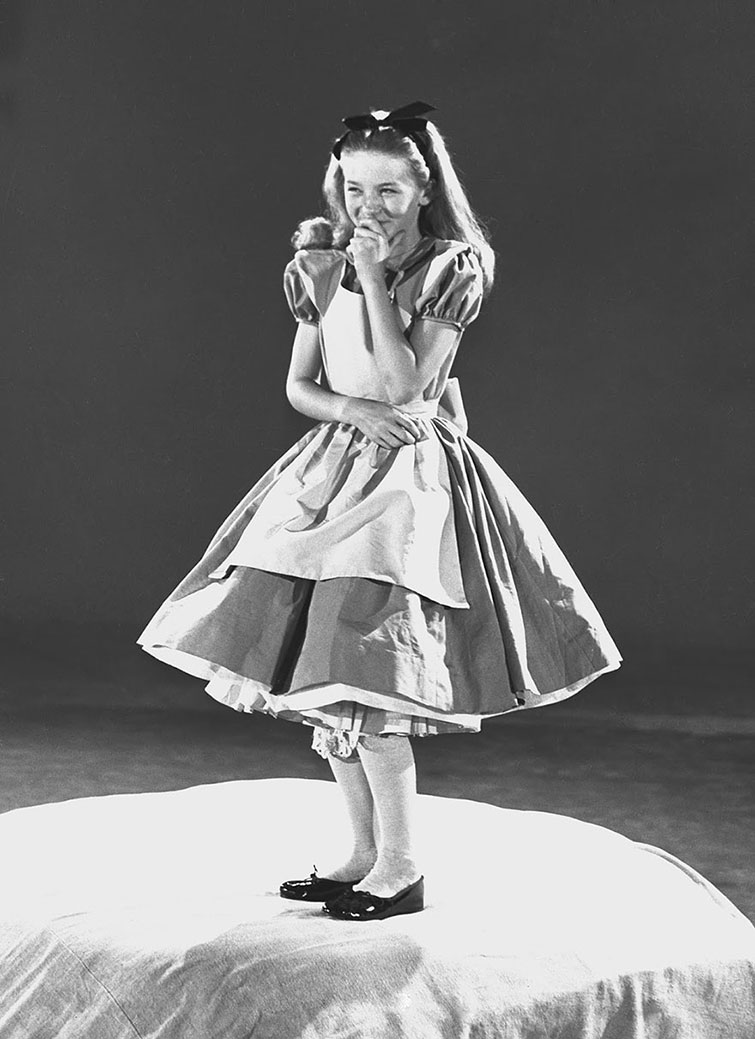 755x1039 How Disney Animators Used A Real Life Model To Draw Alice - Disney Alice In Wonderland Drawings