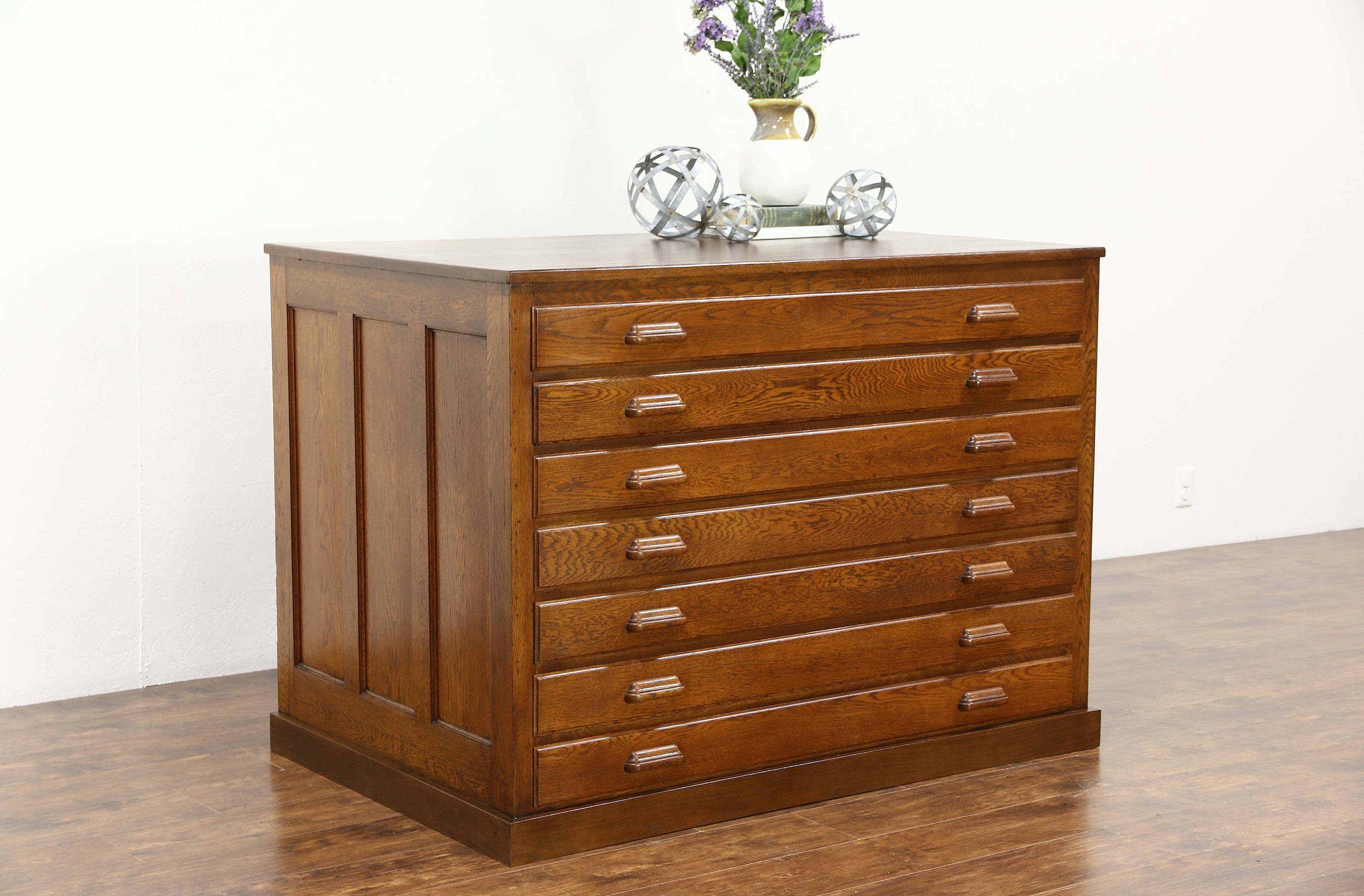 2700x1774 Sold - Drawer Drawing