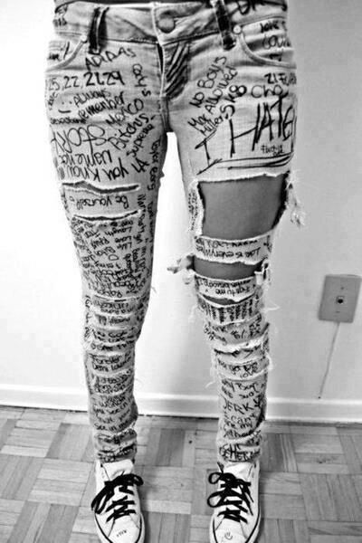 400x600 Top Diy Tricks For Your Boring Old Jeans Fashion It ! Punk - Drawing On Jeans