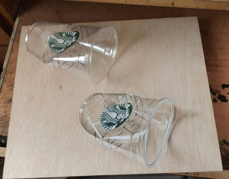 880x687 self taught singaporean artist creates hyper realistic drawings - Drawing Wood