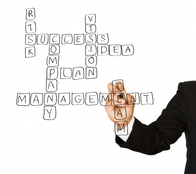 626x555 Businessman Drawing A Crossword Photo Free Download - Drawinging Crossword