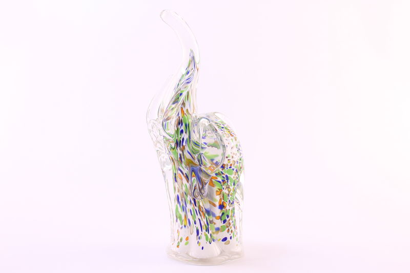 800x533 Rainbow Elephant With Trunk Up - Elephant Drawing With Trunk Up