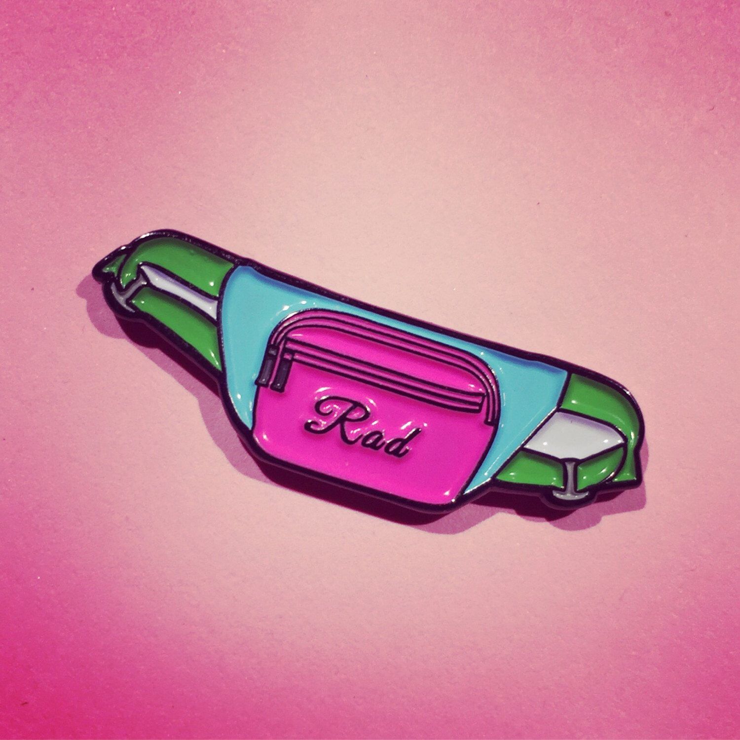 1500x1500 Details Nineties Nostalgia Lapel Pins - Fanny Pack Drawing