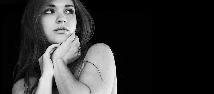 750x330 Free Gesture Pose Reference Photo Sites To Practice Figure Drawing - Female Reference Drawing