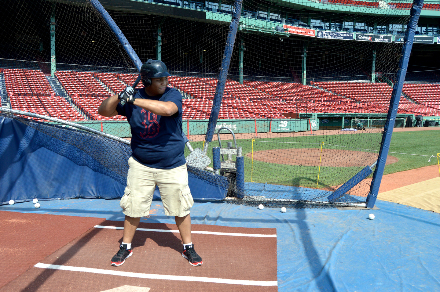 1440x957 taking the field - Fenway Park Drawing