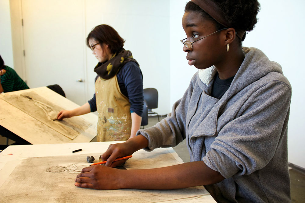 1000x667 Figure Drawing Brings Personality To Class The Temple News - Figure Drawing Models