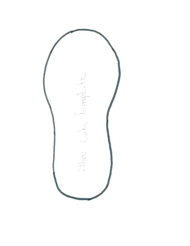 Foot Outline Drawing at PaintingValley.com | Explore collection of Foot ...