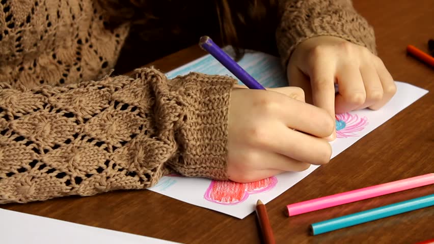 852x480 Close Up Of A Girl Drawing Stock Footage Video - Girl Drawing A Picture