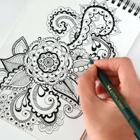 450x450 graphic design trends to experiment - Graphic Design Drawing