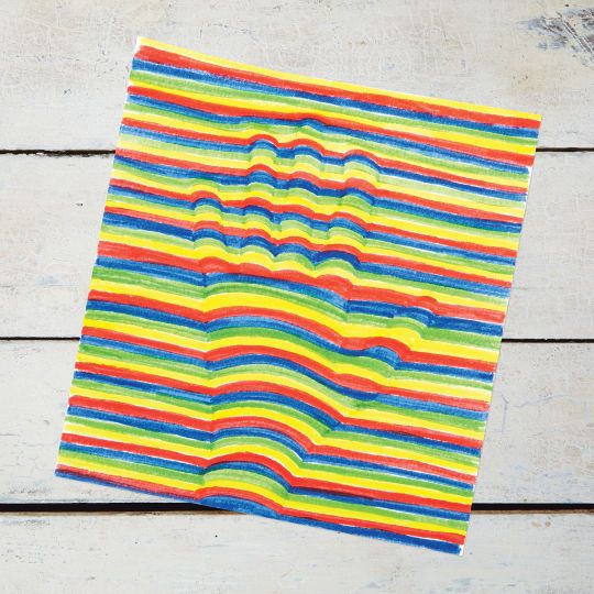 540x540 grades optical illusion hand drawing - Hand Drawing Illusion