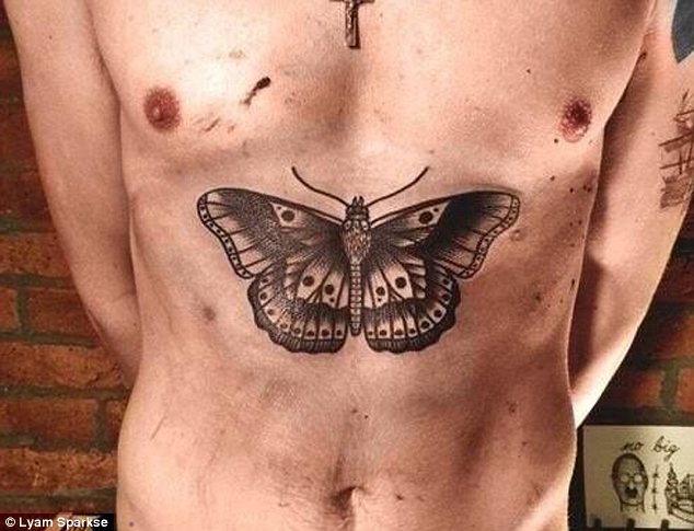 634x485 Harry Styles Gets Another Tattoo As He Reveals Huge Butterfly - Harry Styles Tattoo Drawing