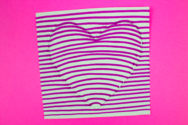 640x427 Optical Illusion Heart Drawing Craft Pink Stripey Socks - Heart Art Drawing
