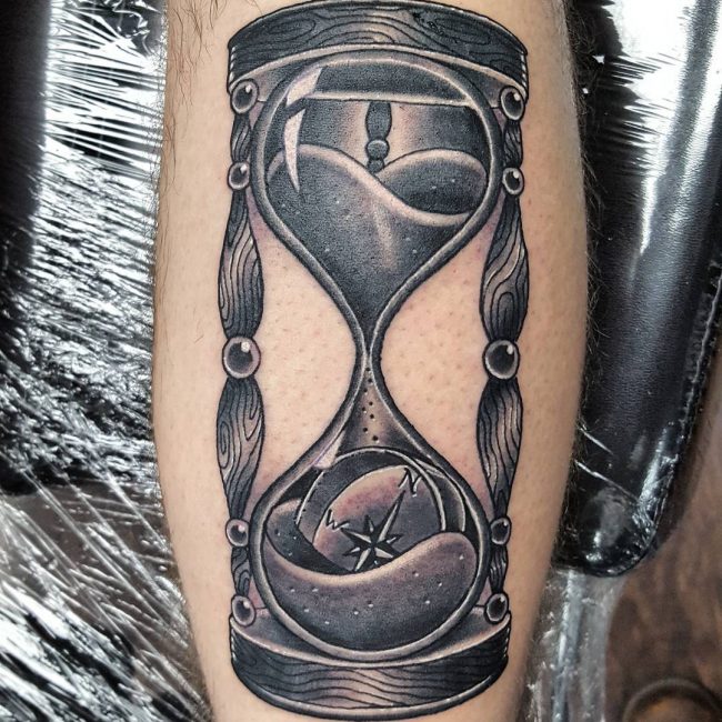 650x650 Popular Hourglass Tattoo Designs - Hourglass Tattoo Drawing