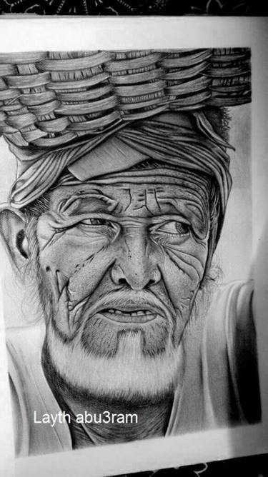 375x668 Old Man Portrait Drawing - Hyper Realistic Drawing