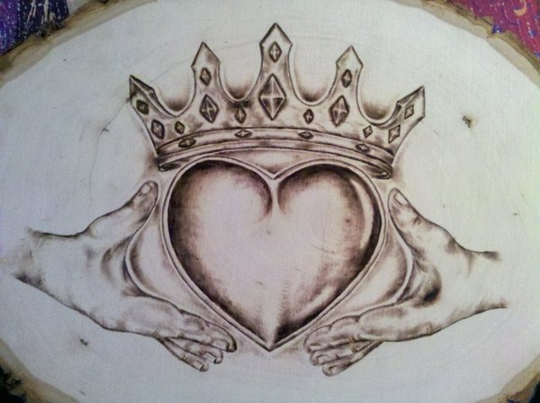 600x448 Claddagh Woodburninpyrography - Irish Claddagh Drawing