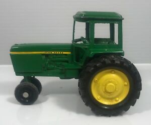 300x249 Vintage Early John Deere Narrow End Standard Draw Bar - John Deere Tractor Drawing