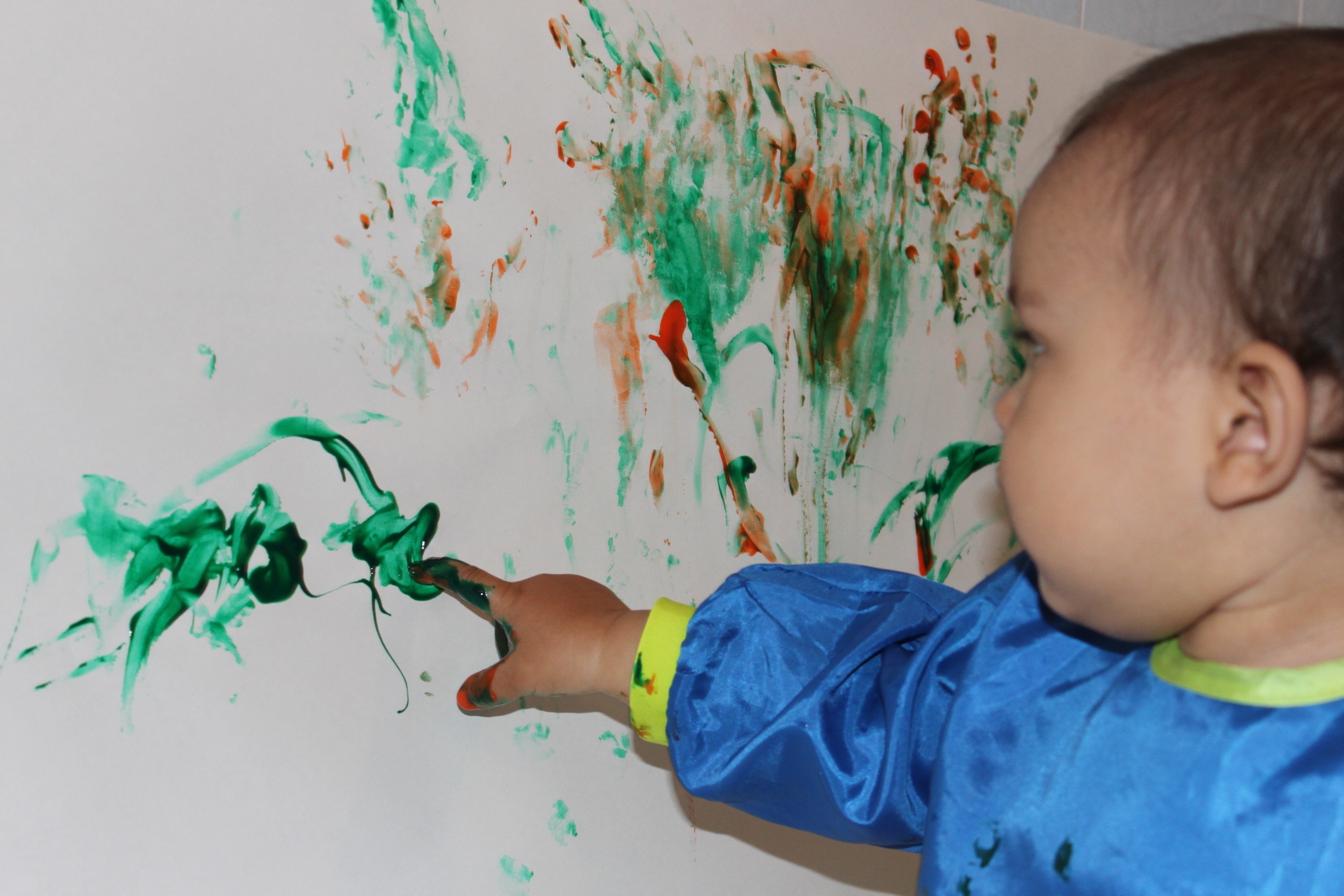 2352x1568 Free Images Play, Color, Paint, Drawing, Mural, Finger Painting - Kid Painting Drawing