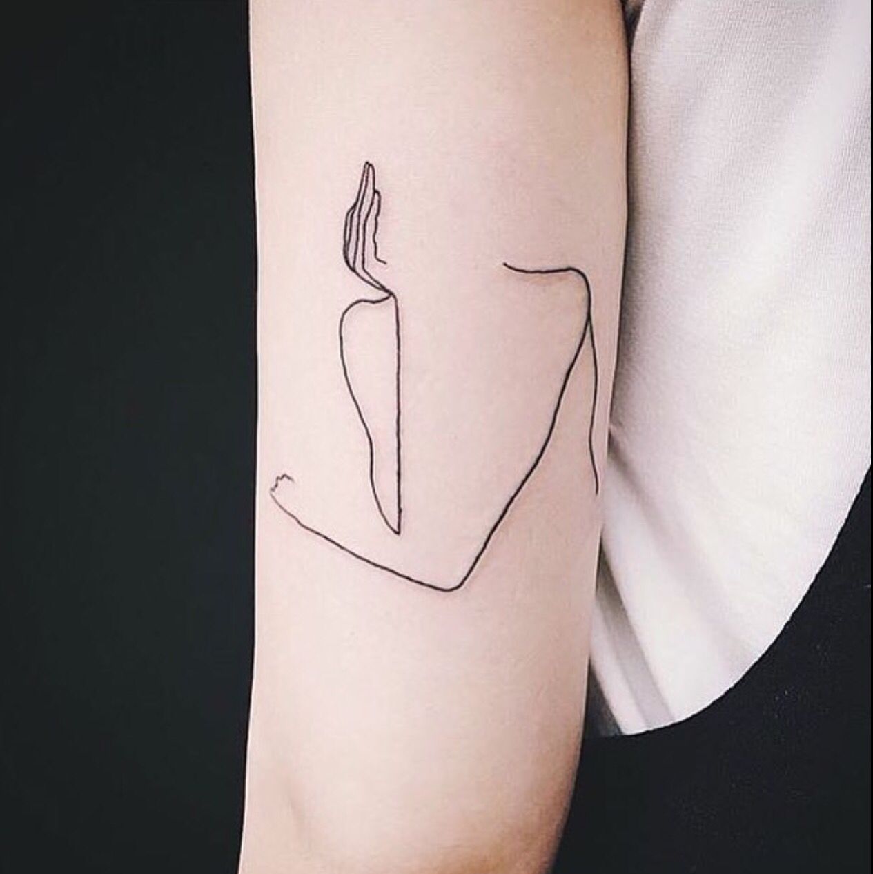 1265x1266 Exquisite Minimalist Woman Waiting Line Drawing Tattoo Love - Line Drawing Tattoo