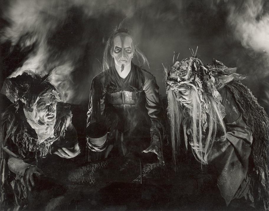 912x717 the curse of the scottish play macbeth royal shakespeare company - Macbeth Witches Drawing