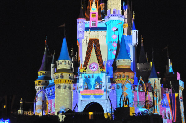 600x399 the magic, the memories, and you! valentine edition - Magic Kingdom Drawing