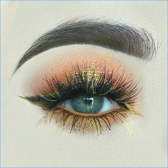 640x640 makeup drawing make up eye on paper easysurfer - Makeup Drawings