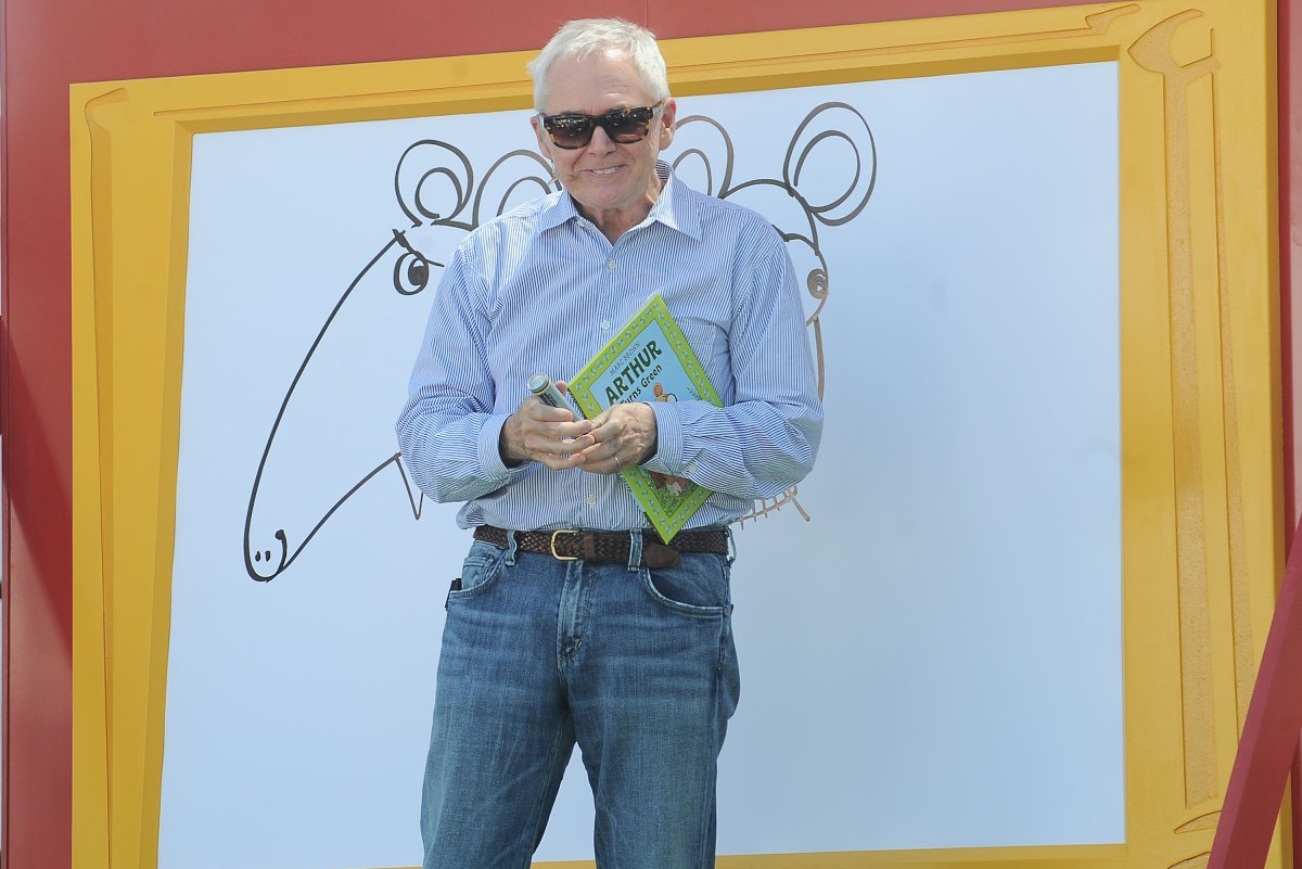 1200x801 marc brown is teaming up with r l stine for a new book - Marc Brown Drawing